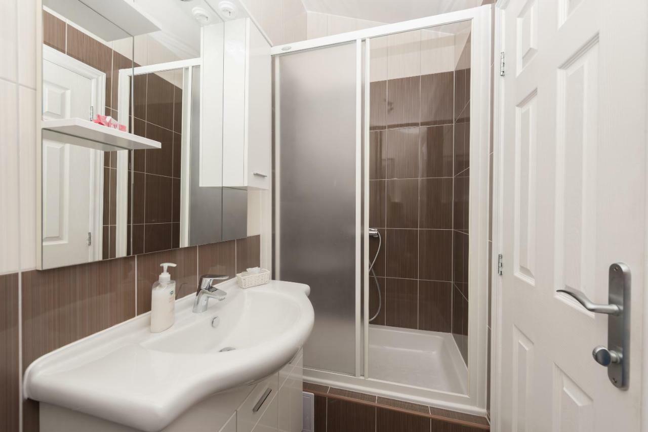 Apartments Naja Μακάρσκα Εξωτερικό φωτογραφία