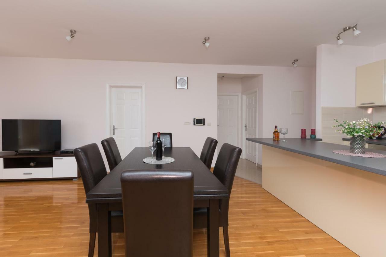 Apartments Naja Μακάρσκα Εξωτερικό φωτογραφία