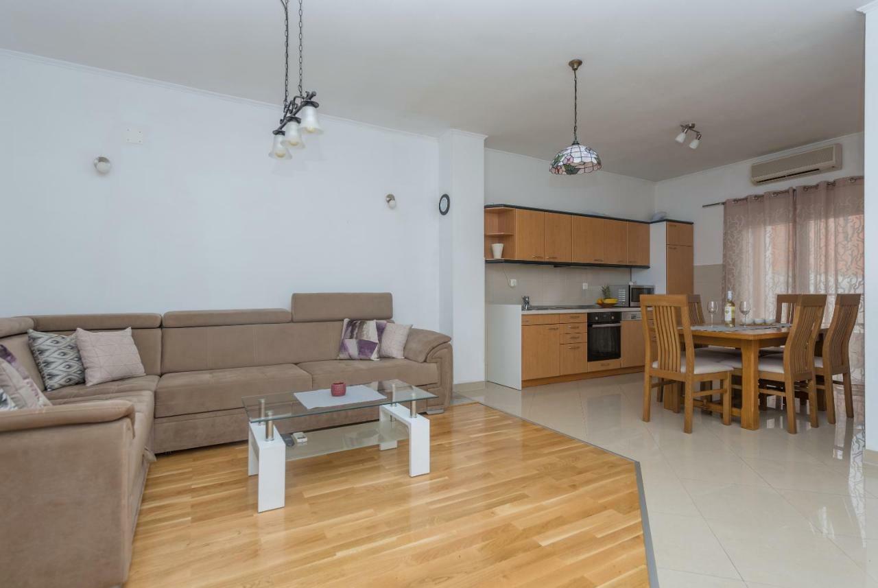 Apartments Naja Μακάρσκα Εξωτερικό φωτογραφία